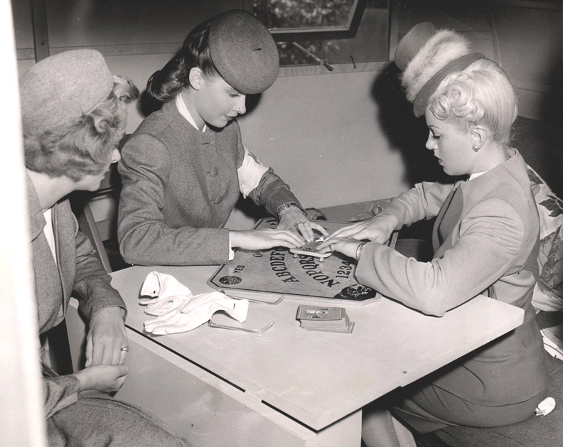 1944 Army Women Ouija